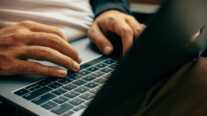 reasons-to-outsource-customer-service