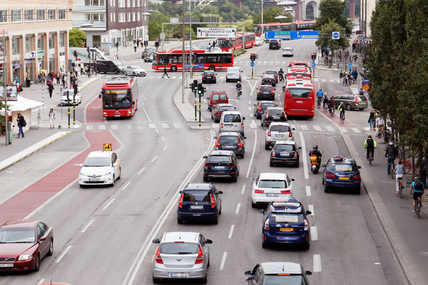 Dynava_traffic_services